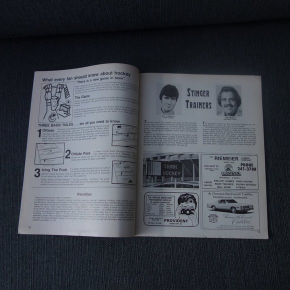 Vintage Hockeytime Cincinnati Stingers vs Houston Aeros Program November 30 1977 - Picture 15 of 15